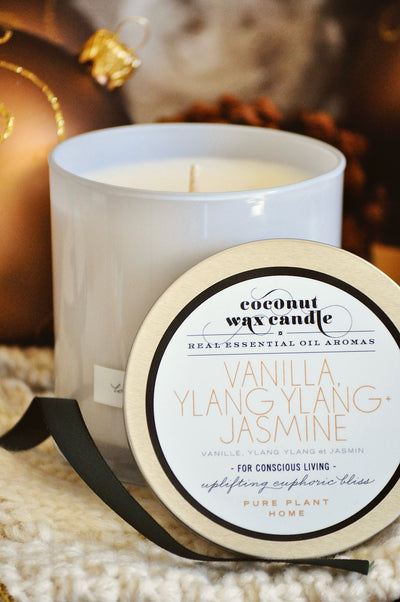 8.1 oz Frosted White Glass Ylang Ylang Jasmine/Vanilla Planifolia